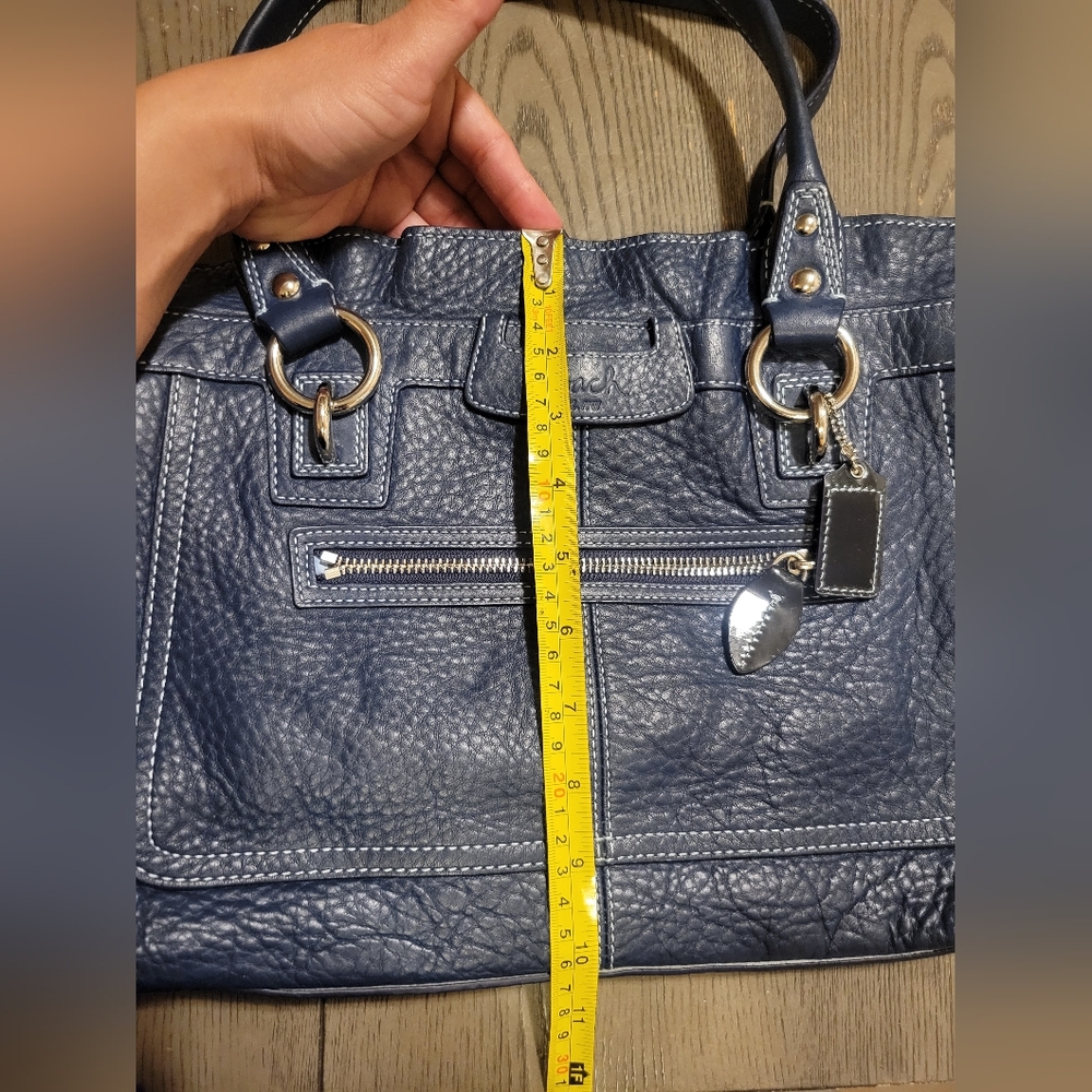 Coach Penelope carryall satchel... - Picture 14 of 15